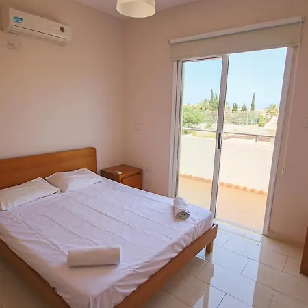 Blue Water Bay 125 Villa Paralimni