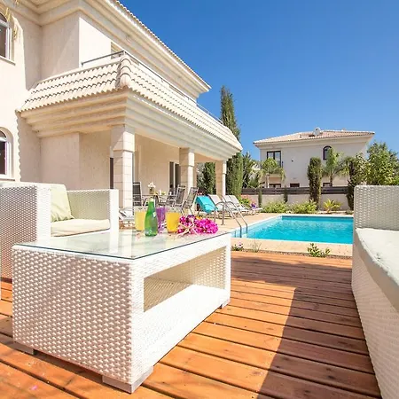 Blue Water Bay 125 Villa *